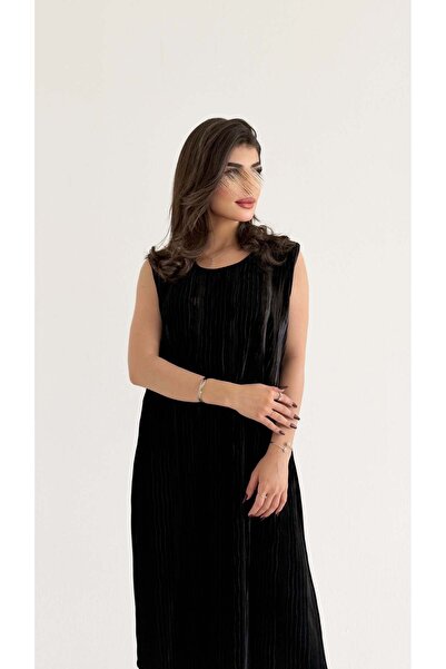 AYA MWD133 - Black Crushed Velvet Dress