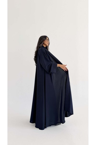 AYA MW2024 - Abaya with embroidery on the front and sleeves
