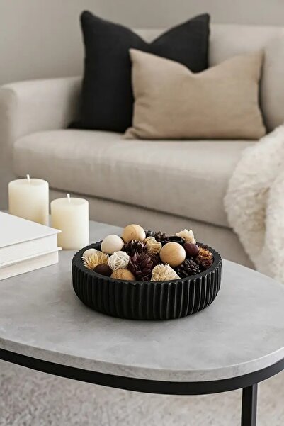 N.zone Decorative ribbed bowl in walnut wood - a modern centerpiece for the t...