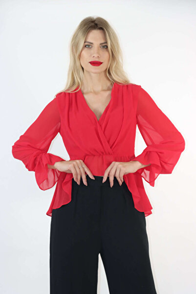 2TRENDY Fuchsia top with a plunging neckline