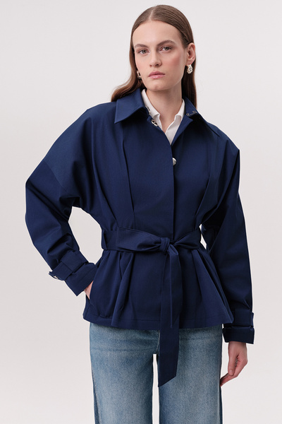 Exquise Pleated Jacket Collared Belted Pocketed Regular Trench Coat