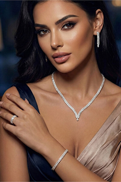 Happyline Gümüş Kaplama Beyaz Zirkon Taşlı Pırlanta Modeli Küpe Kolye Yüzük S...