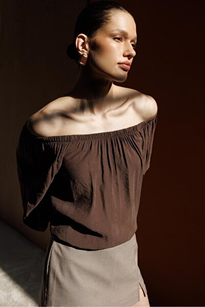 Mixray 4819 Women's Madonna Collar Modal Blouse Brown