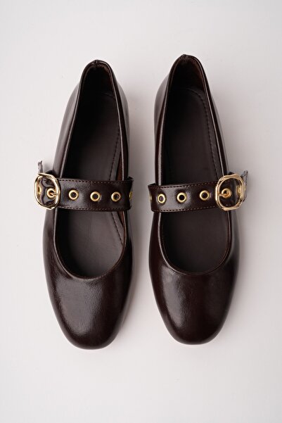 MUGGO Γυναικεία παπούτσια μπαλαρίνας DAİSİE με χρυσή αγκράφα και ζώνη