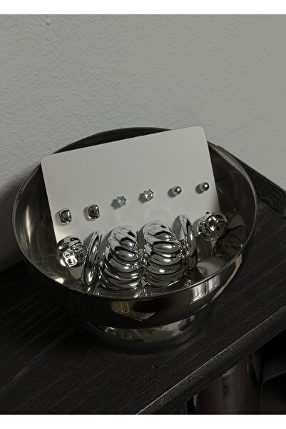 KİLİGİSTANBUL Multiple Earring Set Twisted