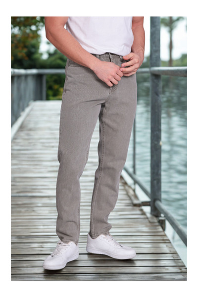 Noxter Men's Green Boyfriend Denim Trousers