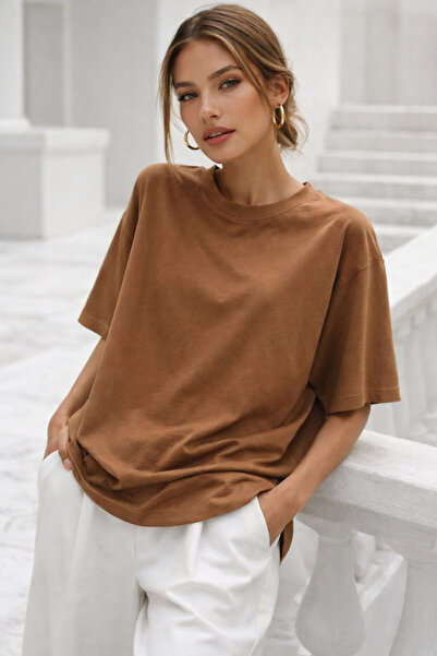 Rich تي شيرت نسائي بني اللون من قماش مودال فاخر كبير الحجم
