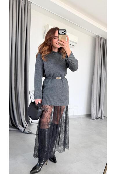 pelin yıldız butik Etek Ucu Tül Detaylı Triko Elbise