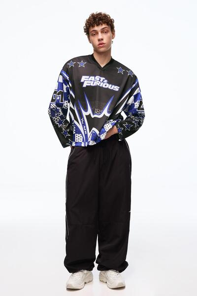 Bershka Hızlı ve Öfkeli uzun kollu tişört