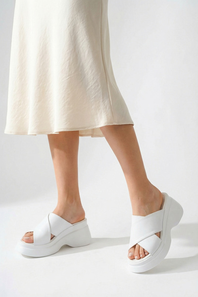 Riccon Women's Slippers 0012914 White