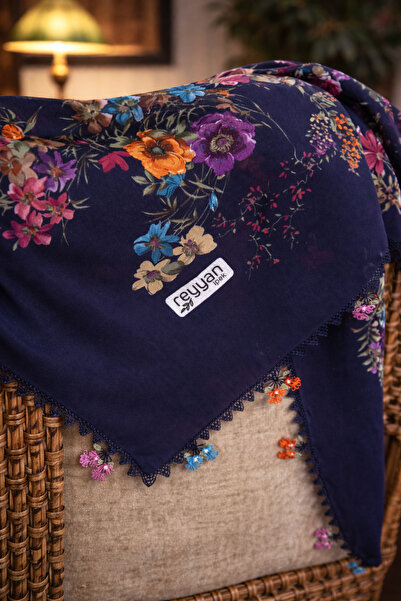 REYYAN Navy Blue Floral Patterned Needlework Writing