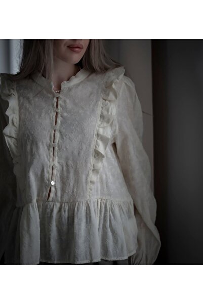 Lavanta Tekstil Ruffle Detailed Embroidered Shirt