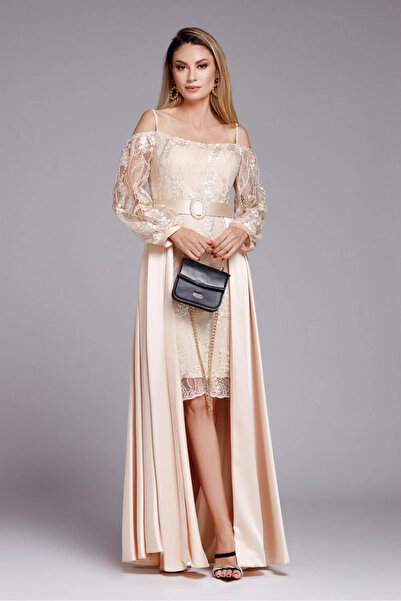 Ejolie Ivory Cleopatra lace dress with train