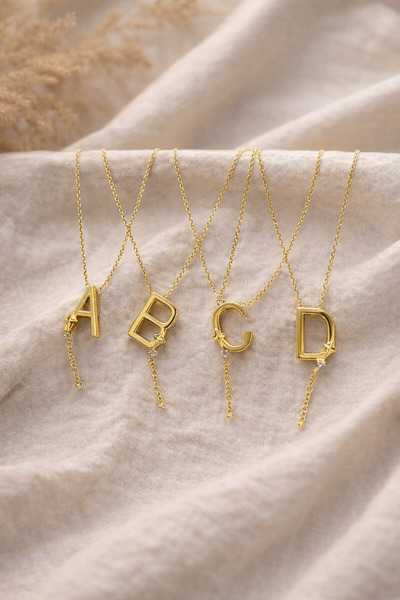 Mivra kadın çelik harf kolye