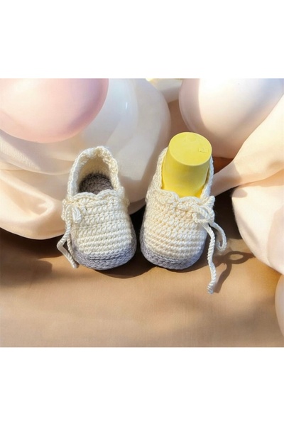 nimetabla 0-3 Months Hand Knitted Baby Booties