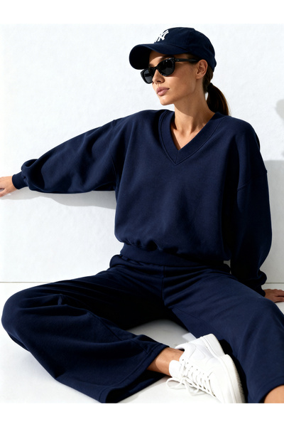 ALİKA Basic V-Neck Wide Leg Casual Stylish Top and Bottom Tracksuit Set