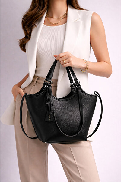 Rimense Women's Black Lined Zippered Hand and Shoulder Bag