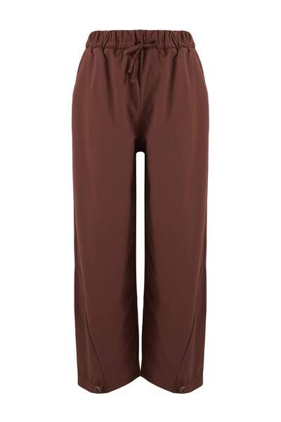 Trendyol Collection Braune Sport-Jogginghose aus gewebtem technischem Stoff T...