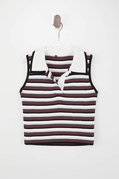 Trendyol Collection Bluză tricotată cu fir special de vară, cu guler polo, cu...