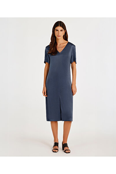 Yargıcı فستان ثنيات على شكل حرف V