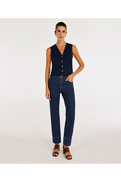 Yargıcı Dikiş Detaylı Düz Kesim Pantolon