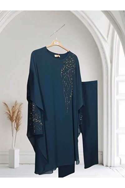 HESNA طقم فستان سهرة من الشيفون المرصع بالحجارة مع عباءة كبيرة الحجم