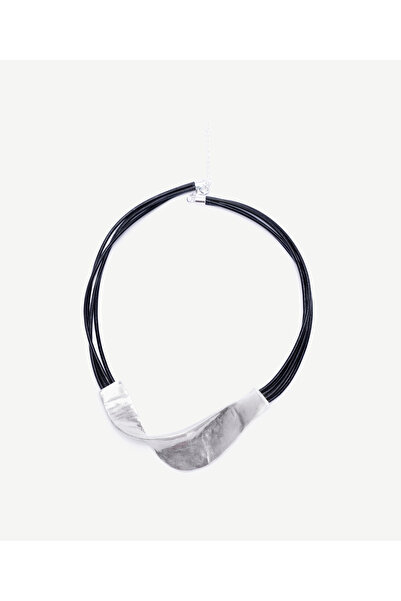 Yargıcı Metal Tip Detailed Necklace