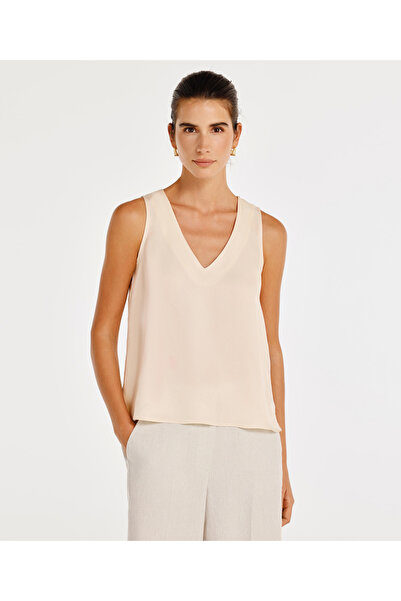 Yargıcı Sleeveless V-Neck Blouse