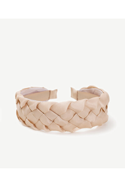 Yargıcı Örgü Detaylı Taç