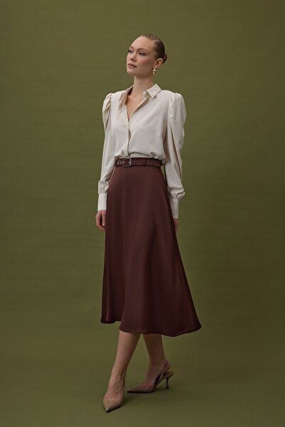 Sateen Fusta din satin cu curea - Maro