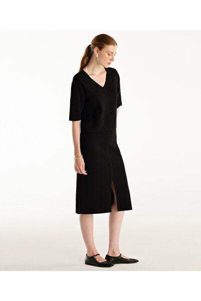 Yargıcı V-Neck Sweater