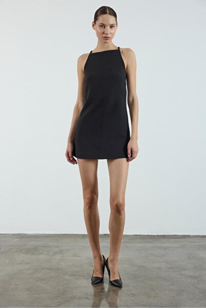 Ecenin Favorileri Rochie scurtă neagră, mulată