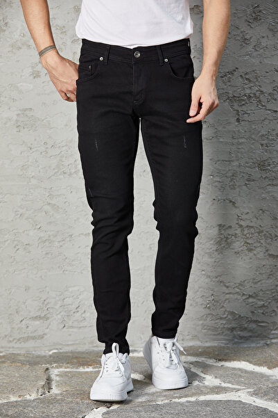 jean black Μαύρο ανδρικό τζιν τζιν σε λεπτή εφαρμογή, χαλαρή κοπή με λάκρα