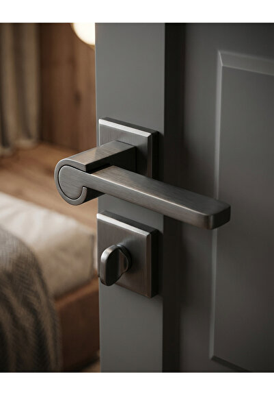 zerafev Lüks Zarafet Kare Rozetli Kapı Kolu Antrasit