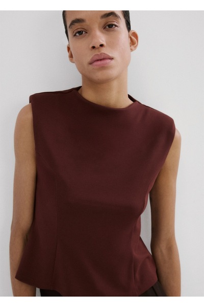 MANGO Woman Peplum omuz vatkalı tişört