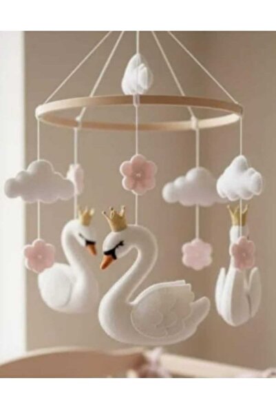 keçedekorr Bebek beşik dönencesi bulut ve taçlı kuğu figürlü bebek beşik döne...