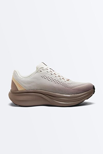 Oysho OY/ER 835 Running Slippers