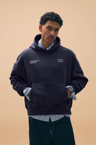 Bershka Nakışlı boxy fit kapüşonlu sweatshirt