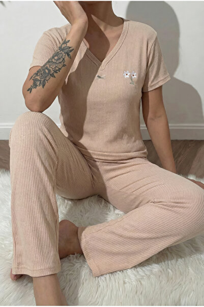 MİSSLALE V Yaka Fiyonk Detaylı Yarım Kollu Kadın Pijama Takımı