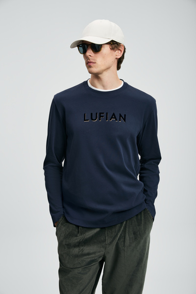 Lufian تي شيرت سارة رجالي بأكمام طويلة باللون الأزرق الداكن