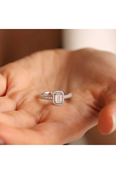 Sembol Gold Beyaz Altın Baget Yüzük Watercourse