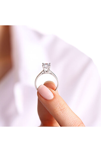 Sembol Gold Beyaz Altın Tektaş Yüzük