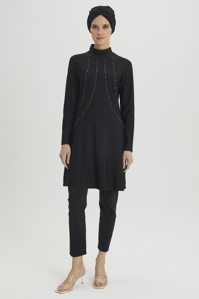 Zühre ملابس سباحة مغلقة بالكامل بتفاصيل مطرزة باللون الأسود للشاطئ 0015