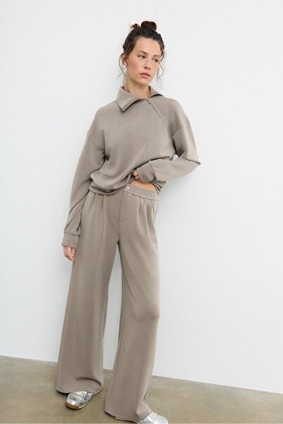 Stradivarius Soft-touch darted trousers