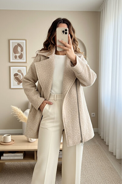 HİJABAYA Піджак з букле на блискавці спереду та з кишенями