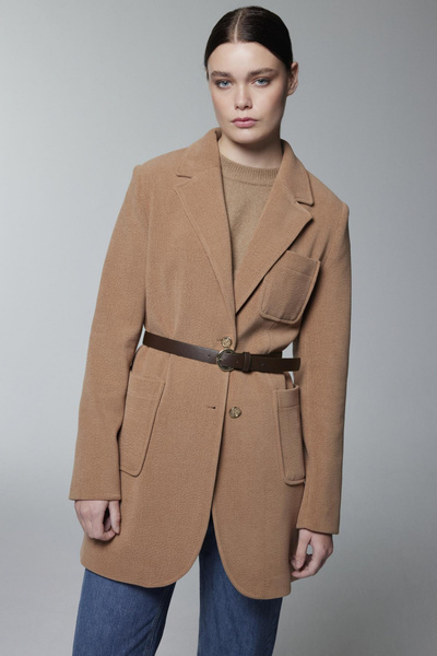 Zühre Jachetă camel cu guler dublu și curea detaliată 0170