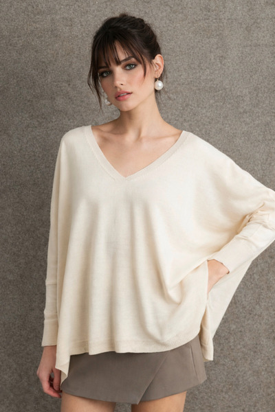 Be Best بلوزة نسائية فضفاضة بياقة على شكل حرف V بلون إكرو BE285