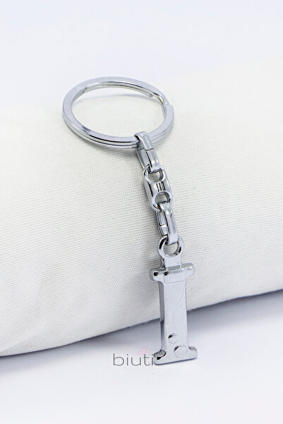 biuti Μικρό μεταλλικό μπρελόκ με γράμμα Ι σε ασημί χρώμα