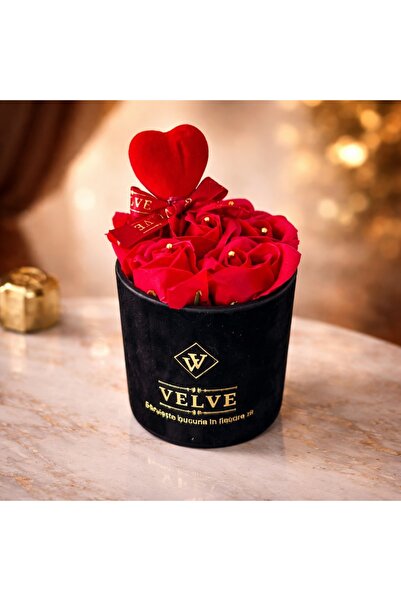 velve Aranjament floral Valentine, in cutie rotunda neagra 7 trandafiri de sa...