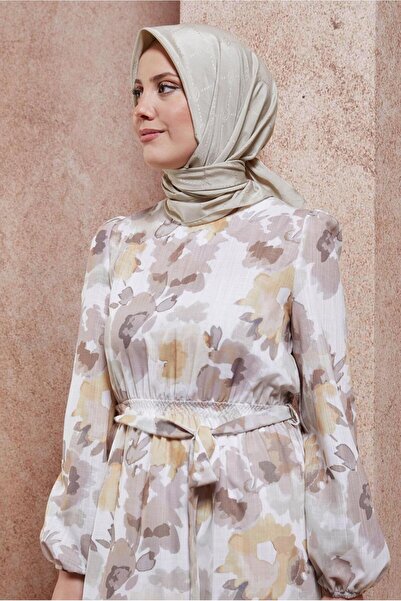 Alvina ALVINA Monogram Scarf 8442 - Convenient and Stylish Design